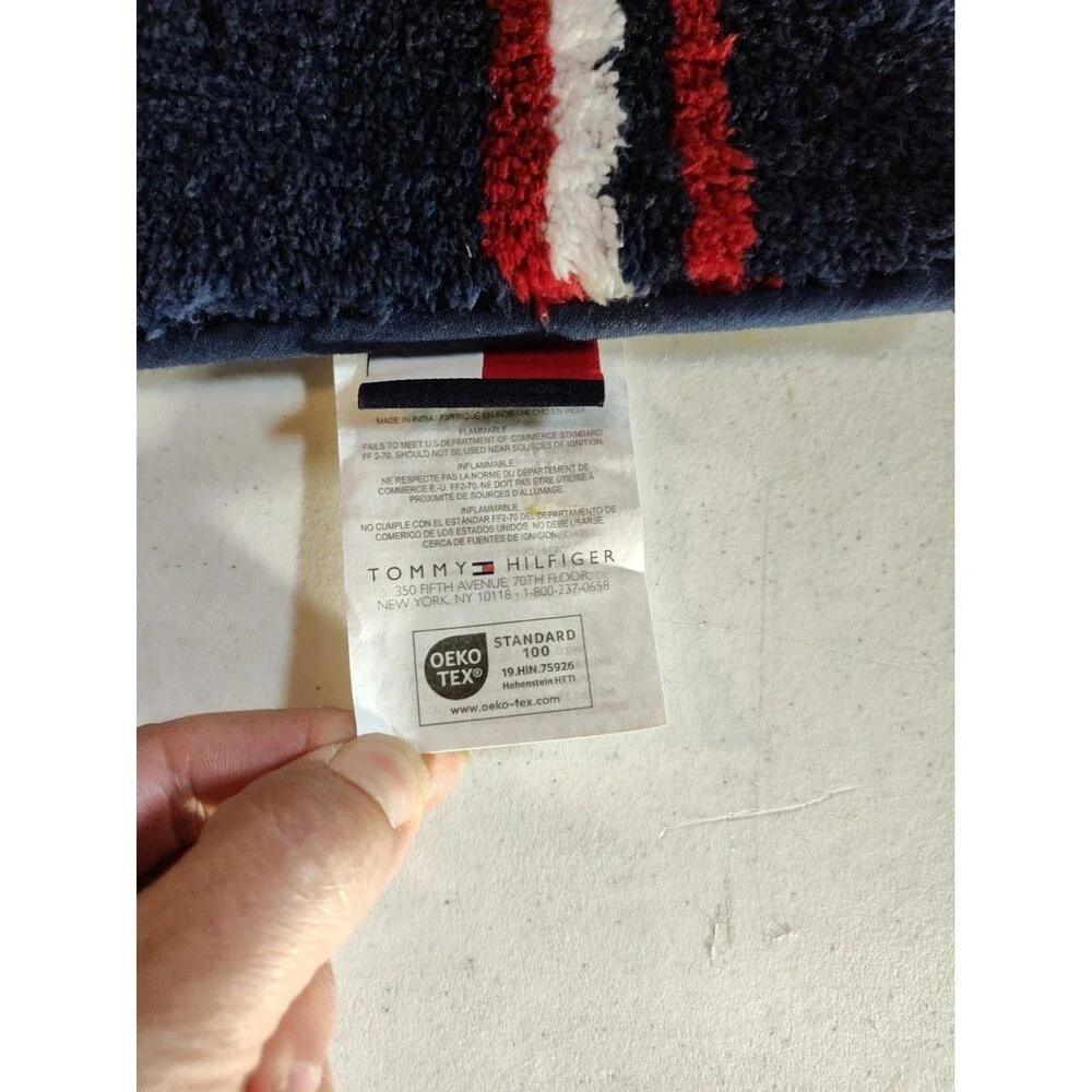 Tommy Hilfiger Bath Rug 17x24 1181